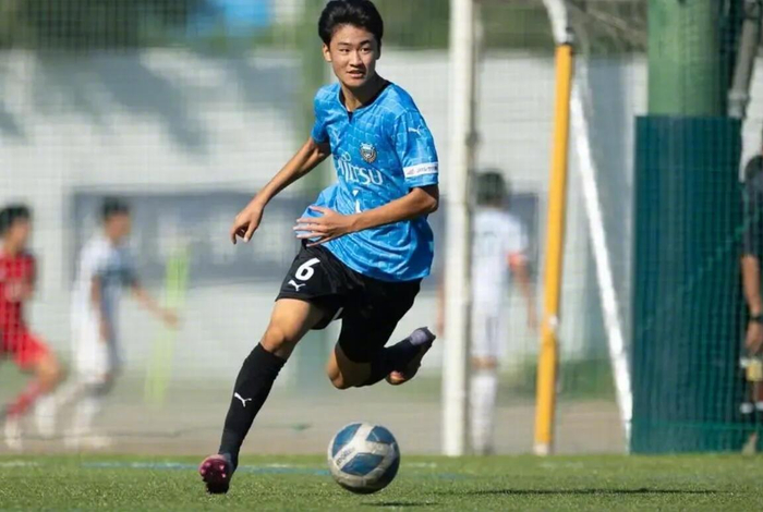 华体会正版下载-川崎前锋小将关德晴获日本国籍，曾为U18主力边后卫|川崎前锋官网|德国|J联赛|东京都|小学_新浪体育_新浪新闻