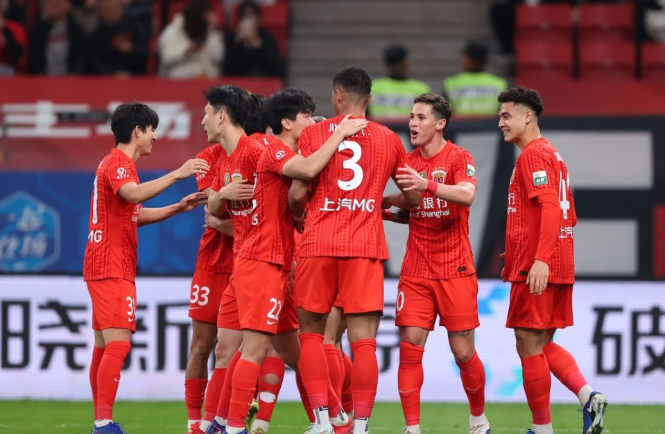 HTH SPORTS中国-4-0！海港7连杀三镇 近4轮中超首胜升第10 刘祝润传射 维塔尔2助